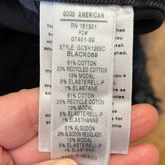 NWT Good American Good Curve Denim Shorts Women’s 12 Black High Rise Stretch - Picture 10 of 16